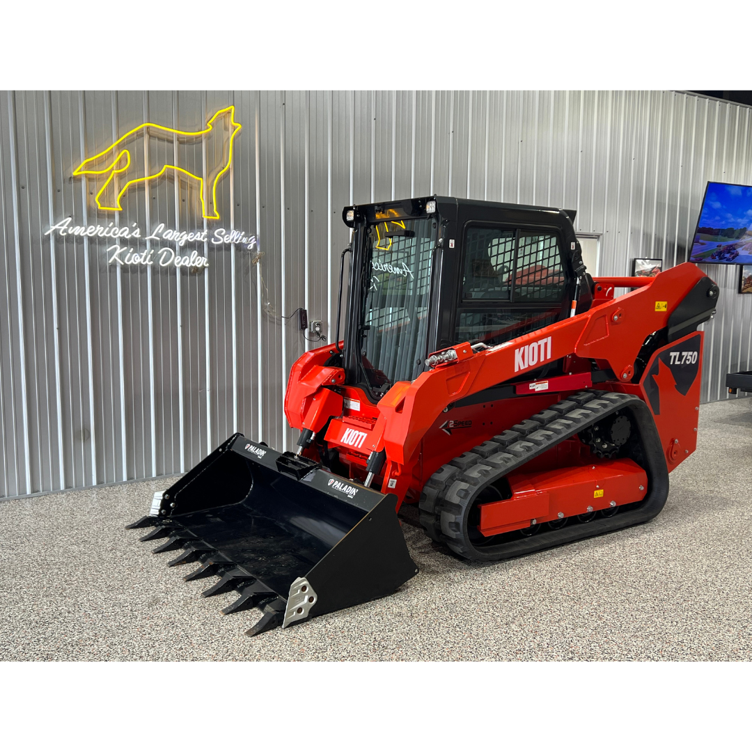 TL750 Track Loader – Larry Stovesand Equipment