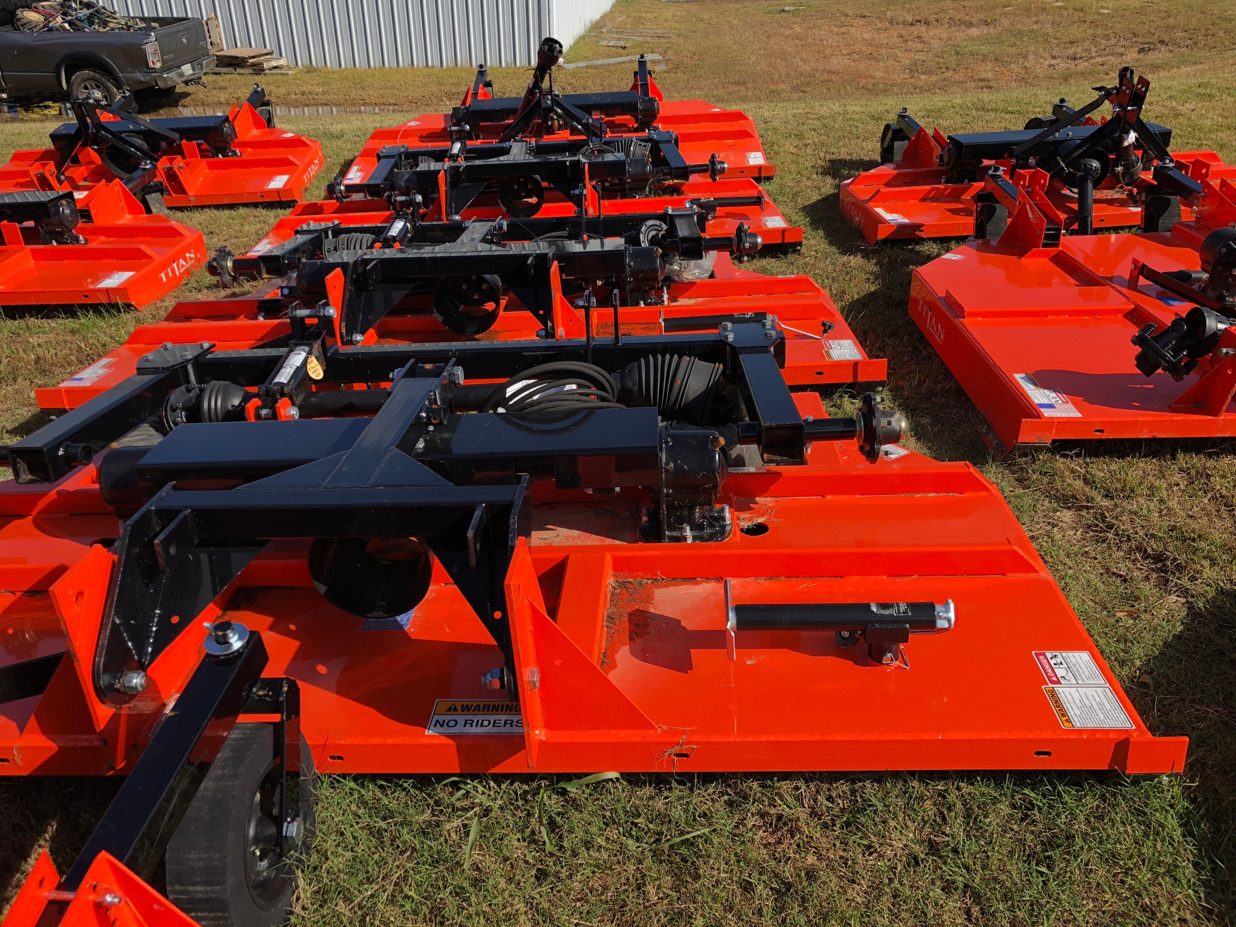 The Bargain Vault | Larry Stovesand Equipment in Nashville, TN The Bargain Vault | Larry Stovesand Equipment in Nashville, TN